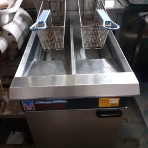 A Blue Seal deep fat fryer, for sale secondhand to customers in the North West England and Greater Manchester area.