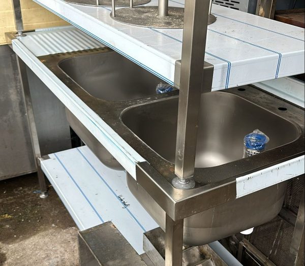 Professional quality catering sink, available secondhand to customers in the catering business in the North West